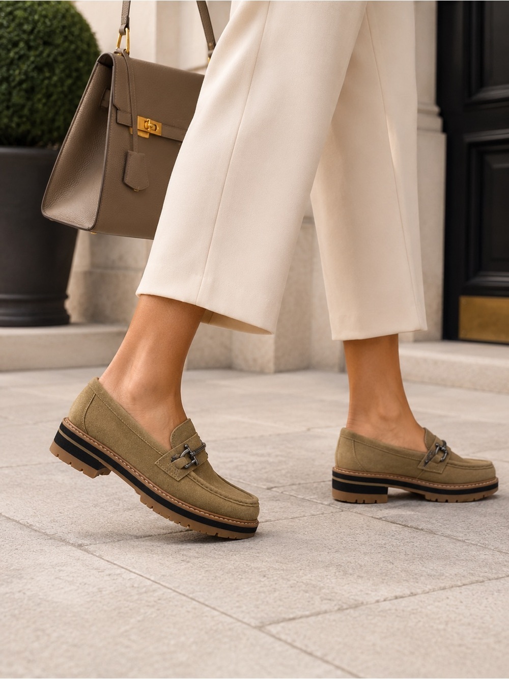 Clarks Orianna Bit Chunky Loafers Dark Sand Suede 8.5M New in Box